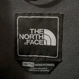 Men’s North Face Windwall jacket